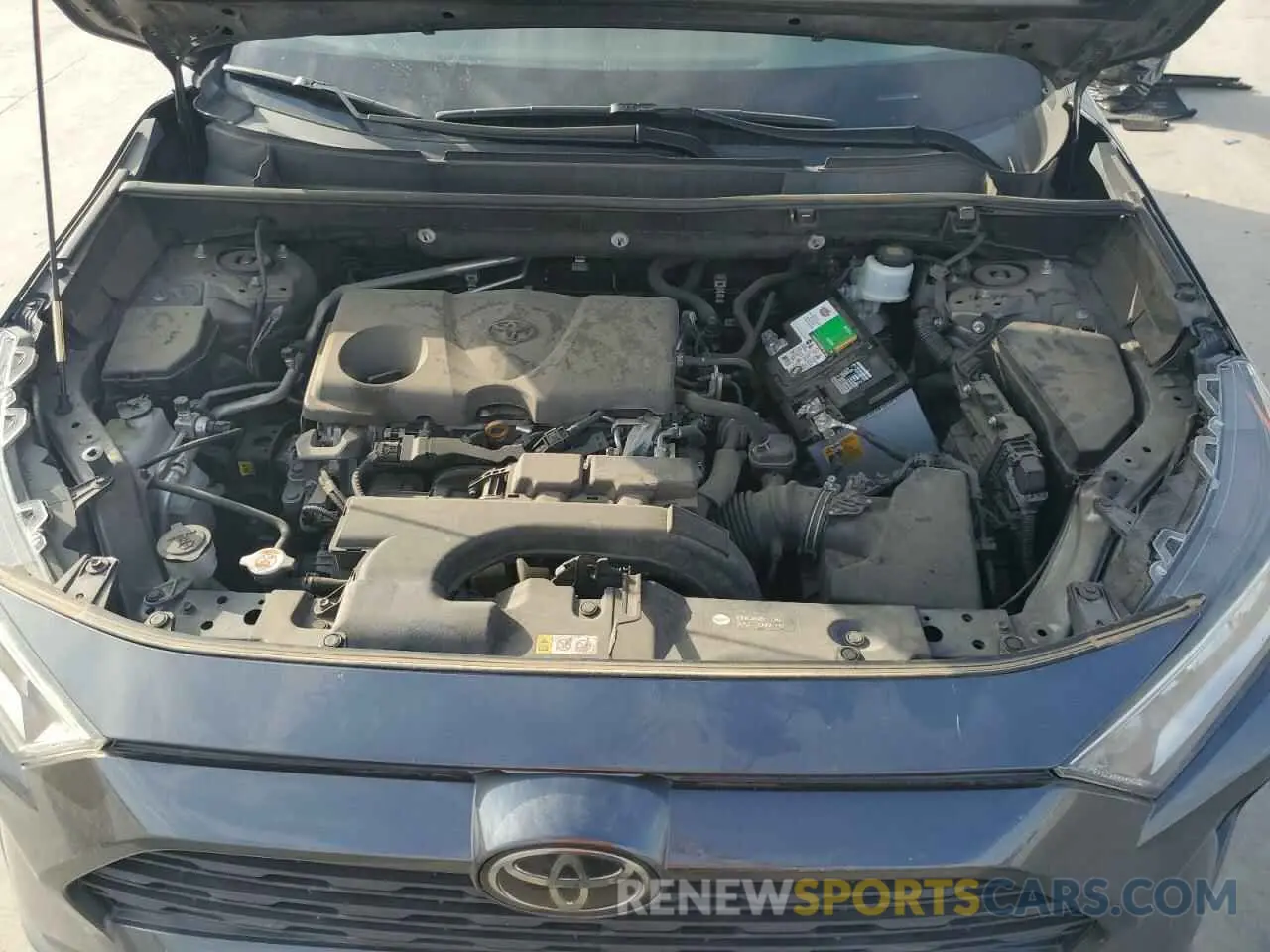 13 Photograph of a damaged car 2T3C1RFV5KC003039 TOYOTA RAV4 2019