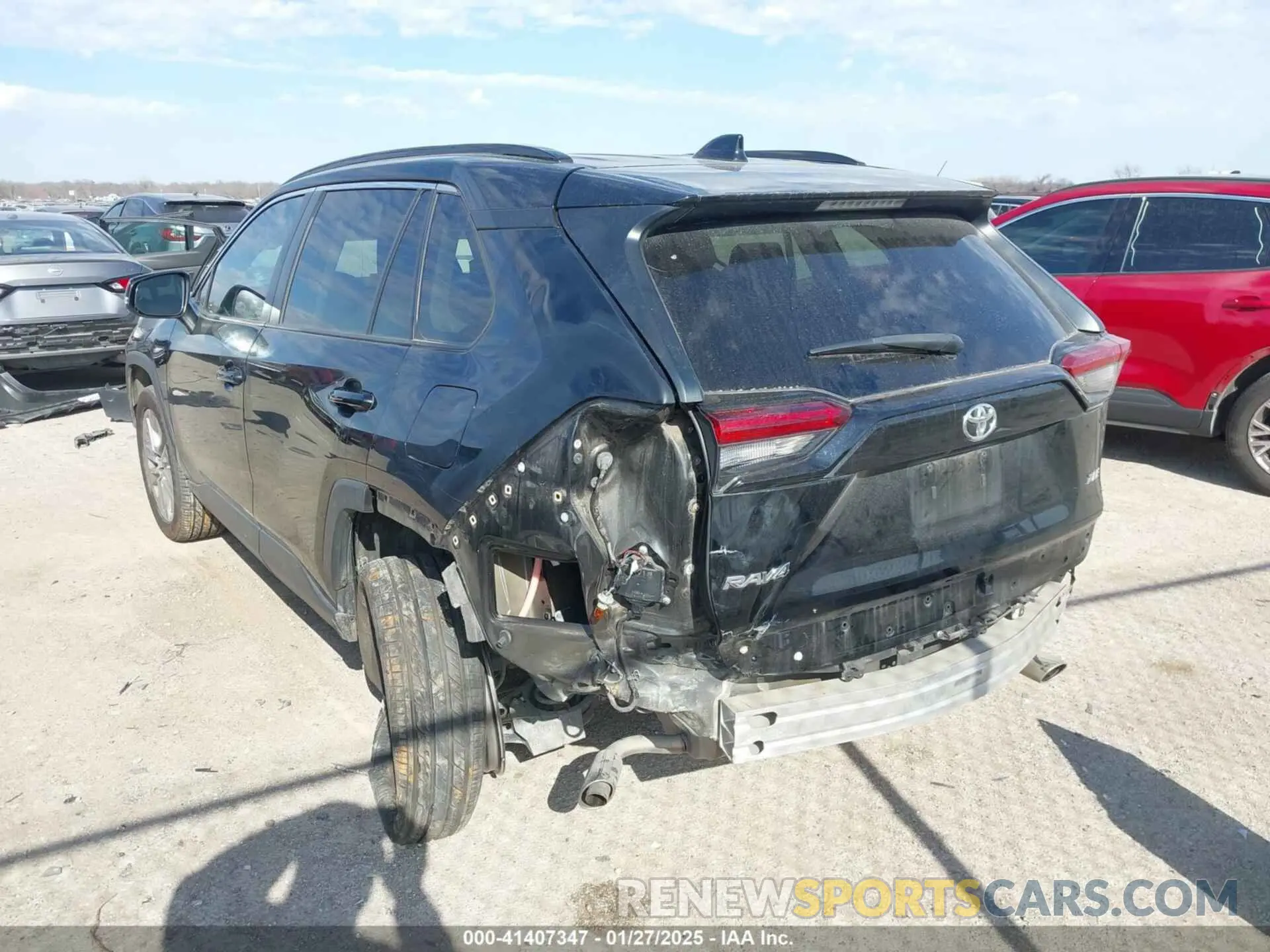 6 Photograph of a damaged car 2T3C1RFV5KC023727 TOYOTA RAV4 2019