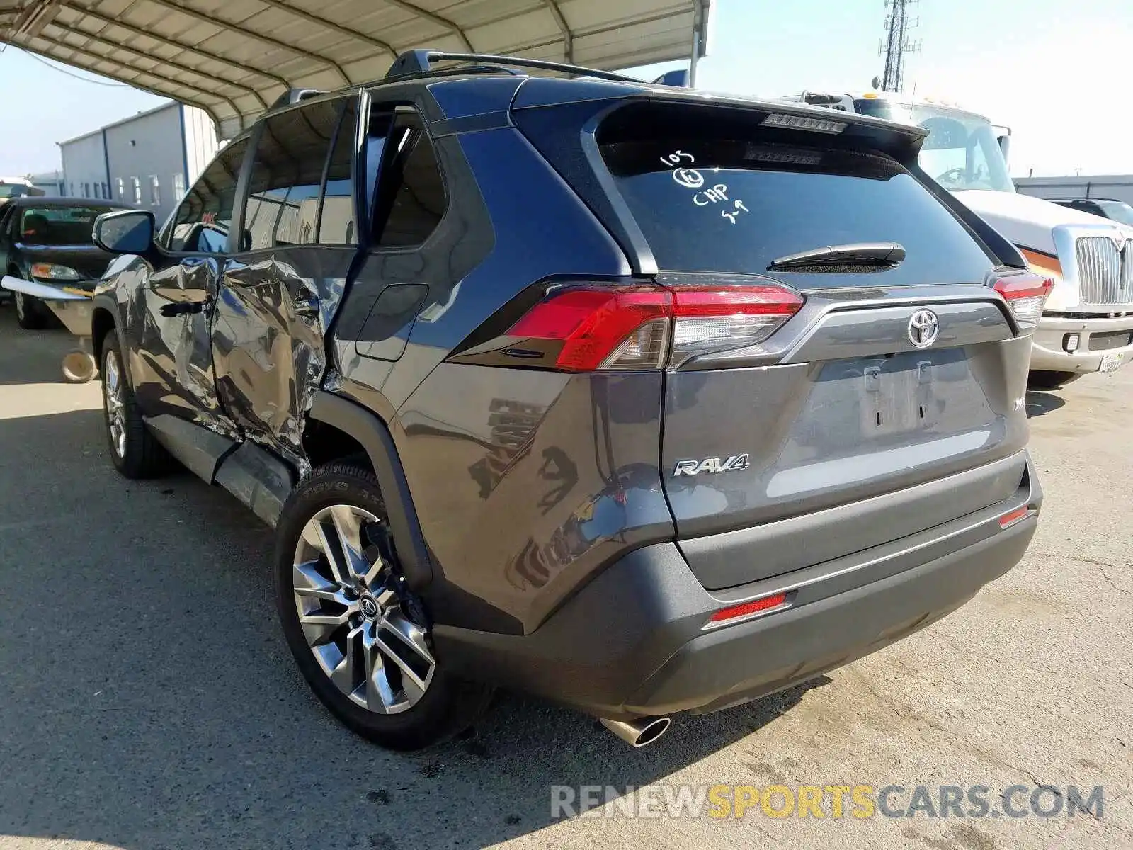 3 Photograph of a damaged car 2T3C1RFV5KW025525 TOYOTA RAV4 2019