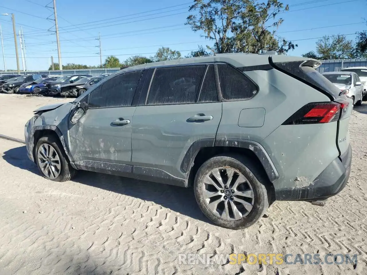 2 Photograph of a damaged car 2T3C1RFV5KW027369 TOYOTA RAV4 2019
