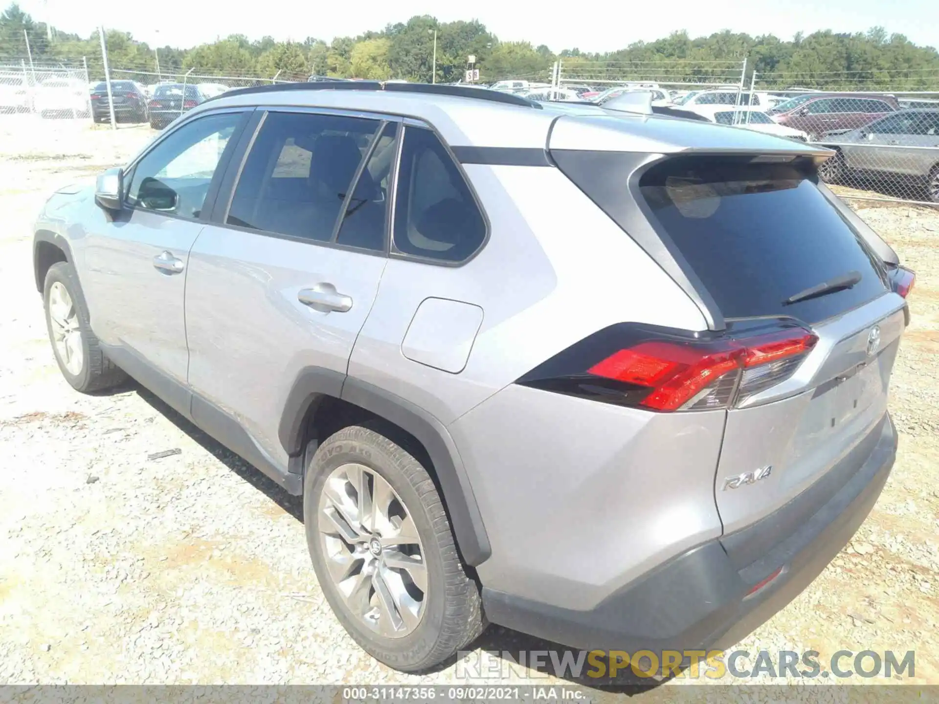 3 Photograph of a damaged car 2T3C1RFV5KW048383 TOYOTA RAV4 2019