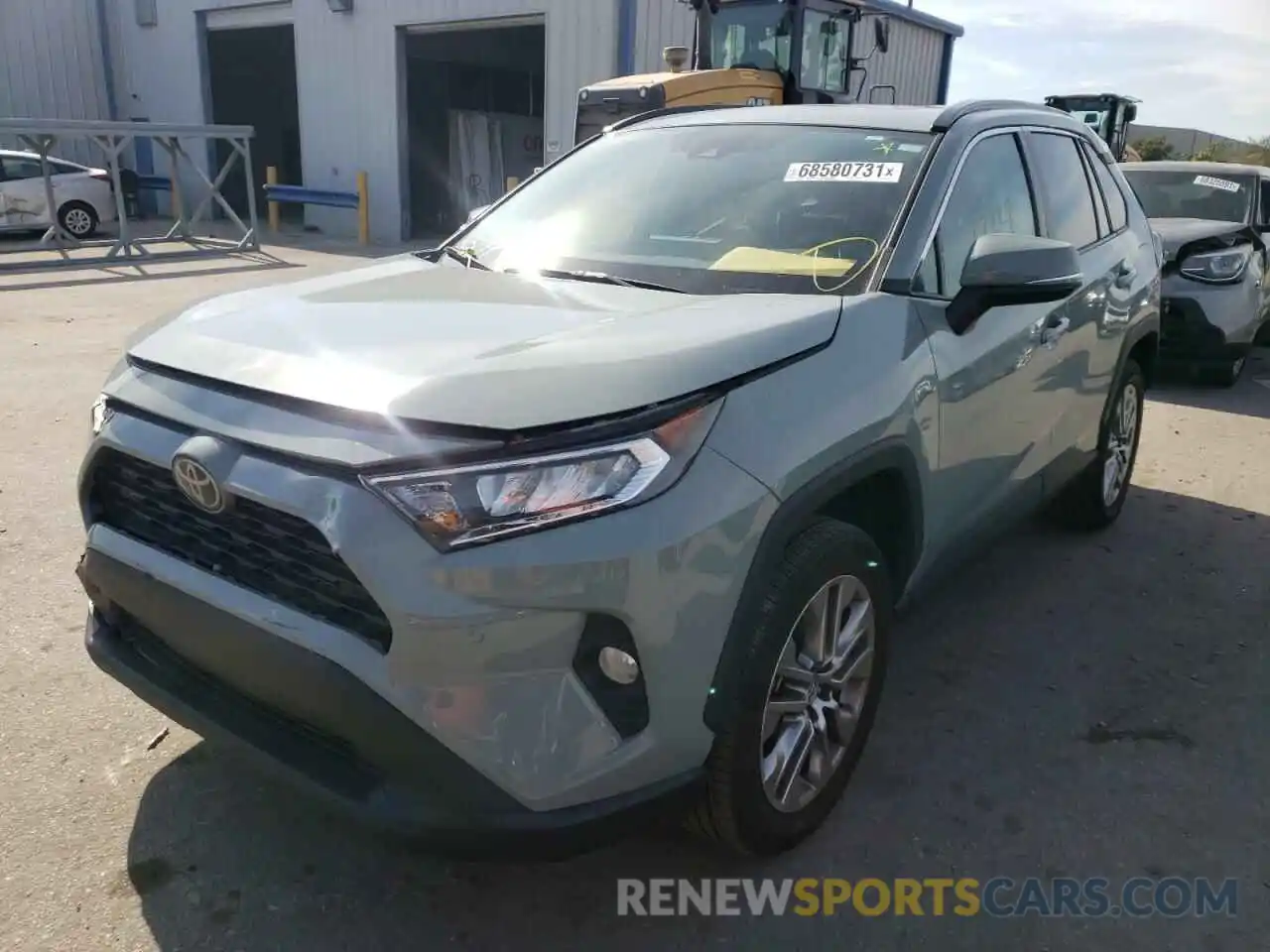 2 Photograph of a damaged car 2T3C1RFV6KW007518 TOYOTA RAV4 2019