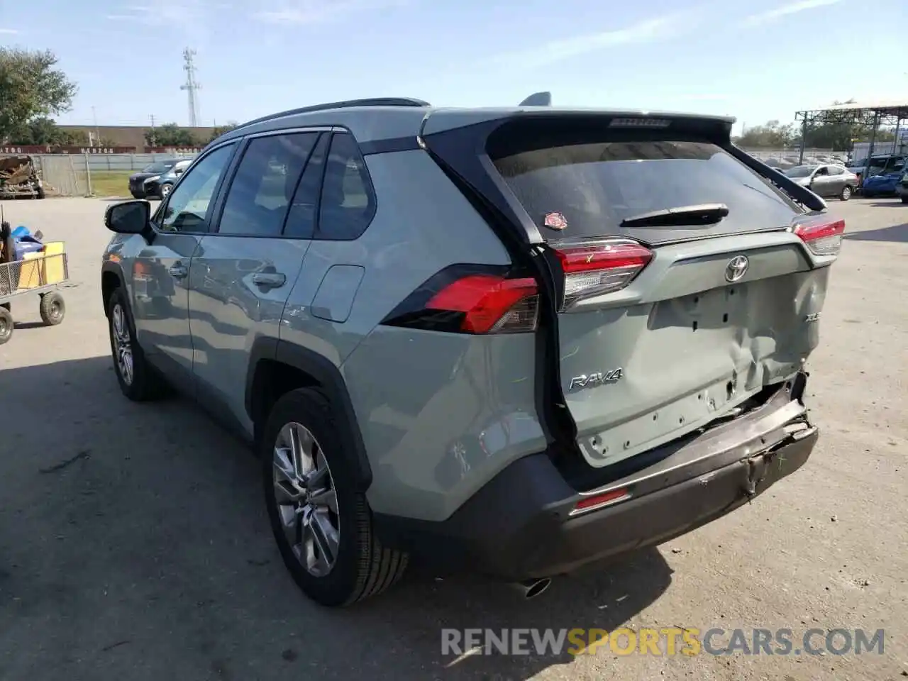 3 Photograph of a damaged car 2T3C1RFV6KW007518 TOYOTA RAV4 2019