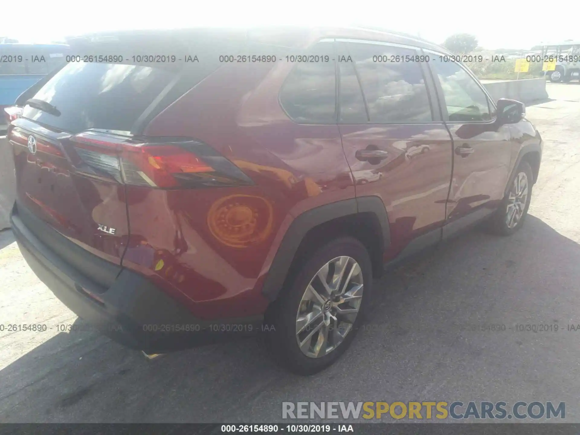 4 Photograph of a damaged car 2T3C1RFV6KW018678 TOYOTA RAV4 2019