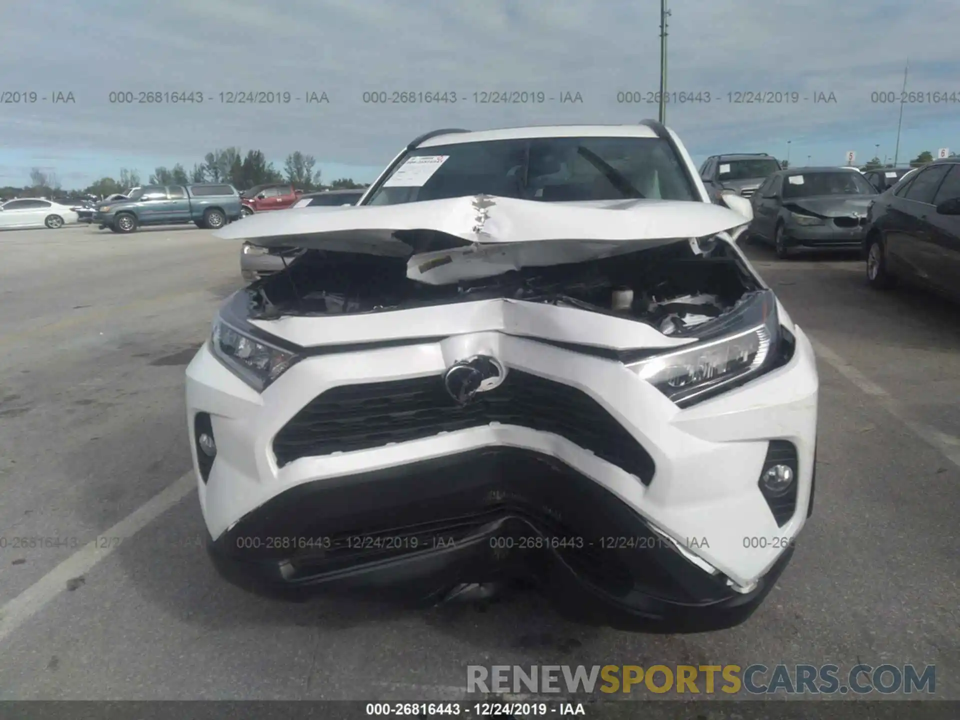 6 Photograph of a damaged car 2T3C1RFV6KW028630 TOYOTA RAV4 2019