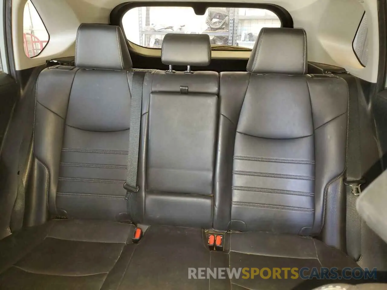 10 Photograph of a damaged car 2T3C1RFV6KW037666 TOYOTA RAV4 2019