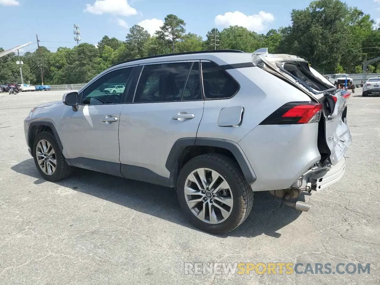 2 Photograph of a damaged car 2T3C1RFV6KW043404 TOYOTA RAV4 2019
