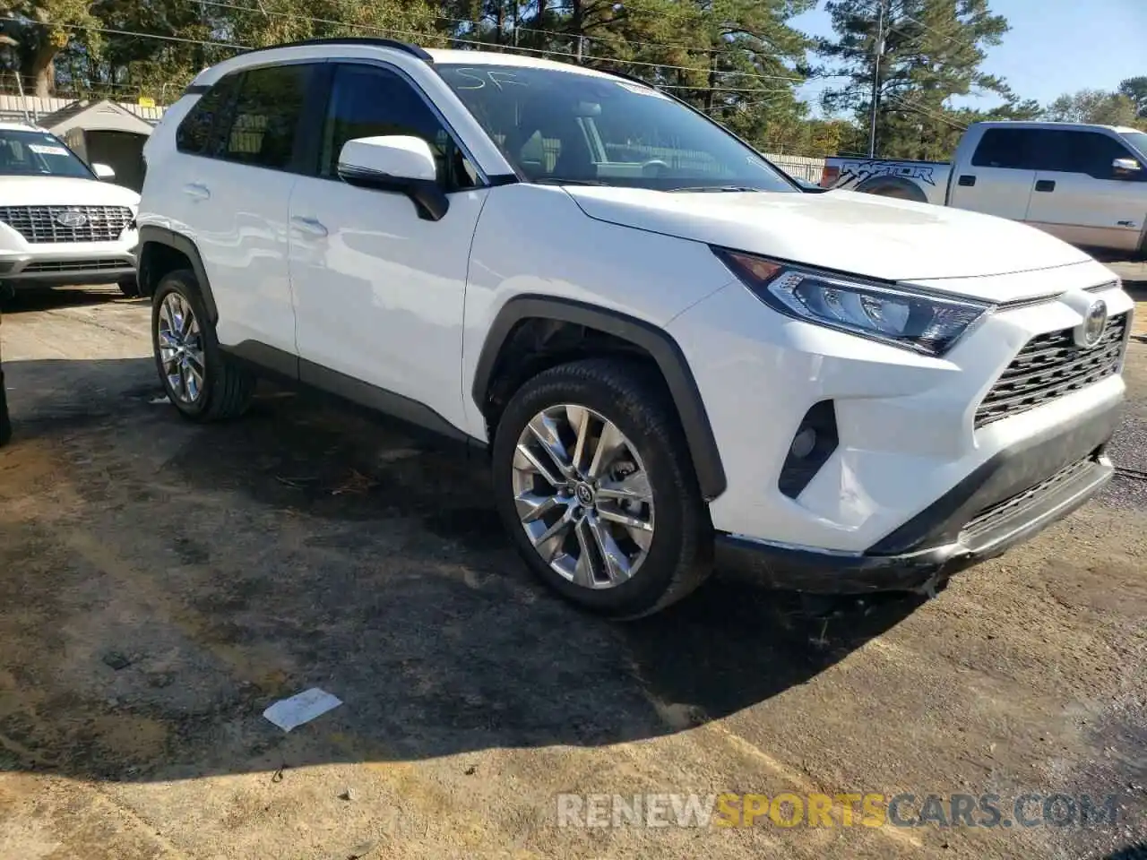 1 Photograph of a damaged car 2T3C1RFV7KC010235 TOYOTA RAV4 2019