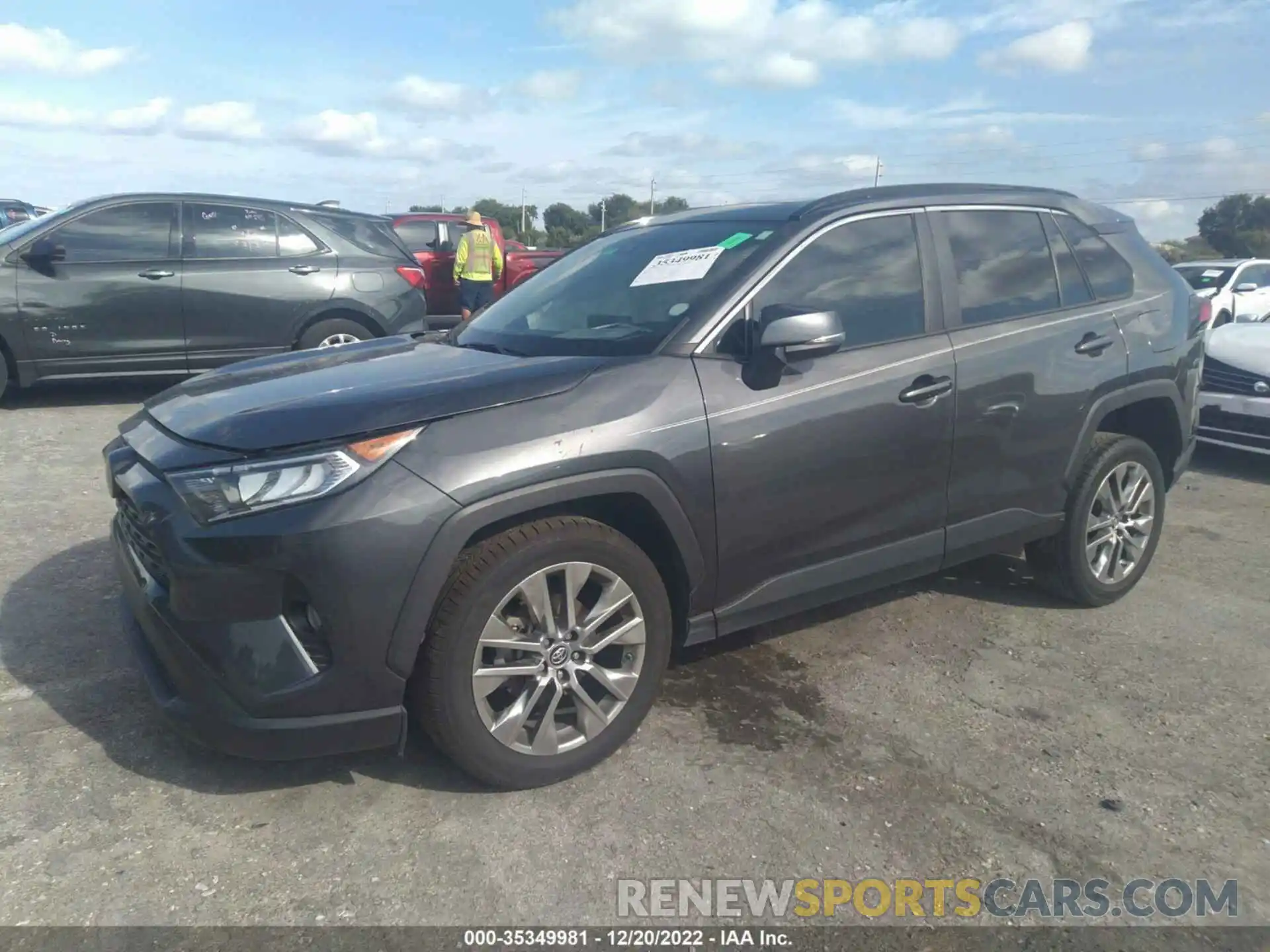 2 Photograph of a damaged car 2T3C1RFV7KC013779 TOYOTA RAV4 2019