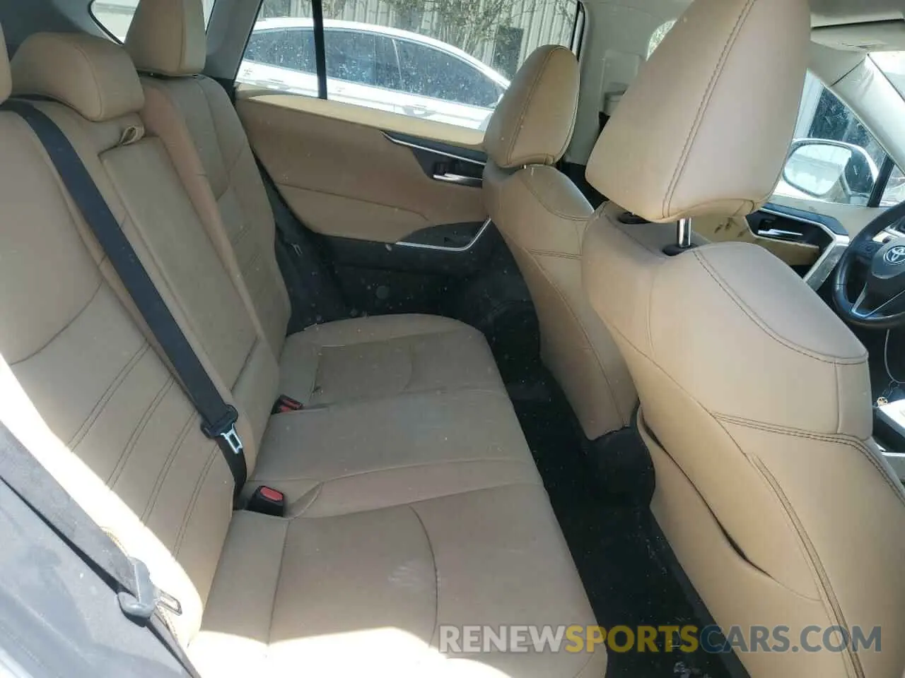 11 Photograph of a damaged car 2T3C1RFV7KC021848 TOYOTA RAV4 2019