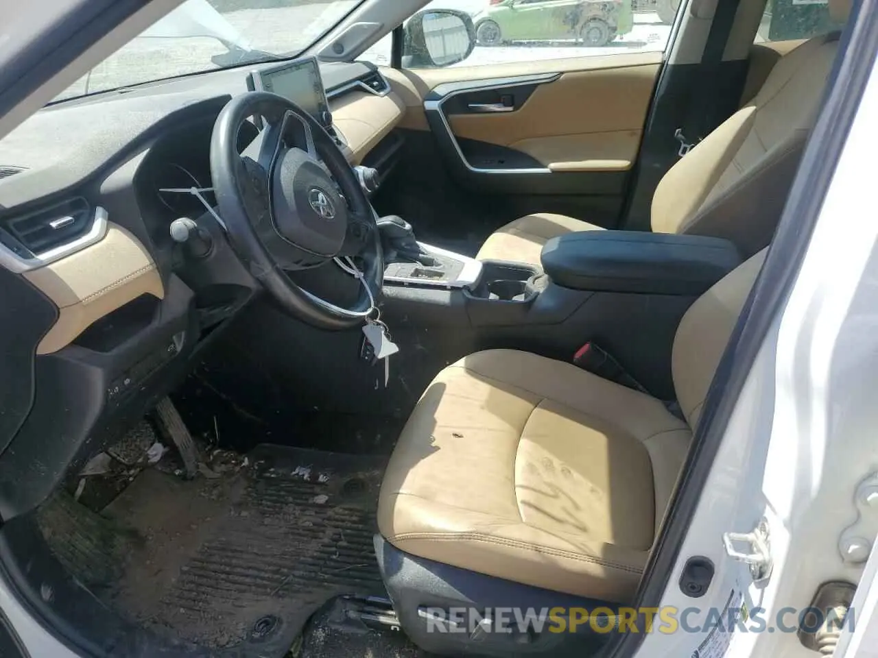 7 Photograph of a damaged car 2T3C1RFV7KC021848 TOYOTA RAV4 2019