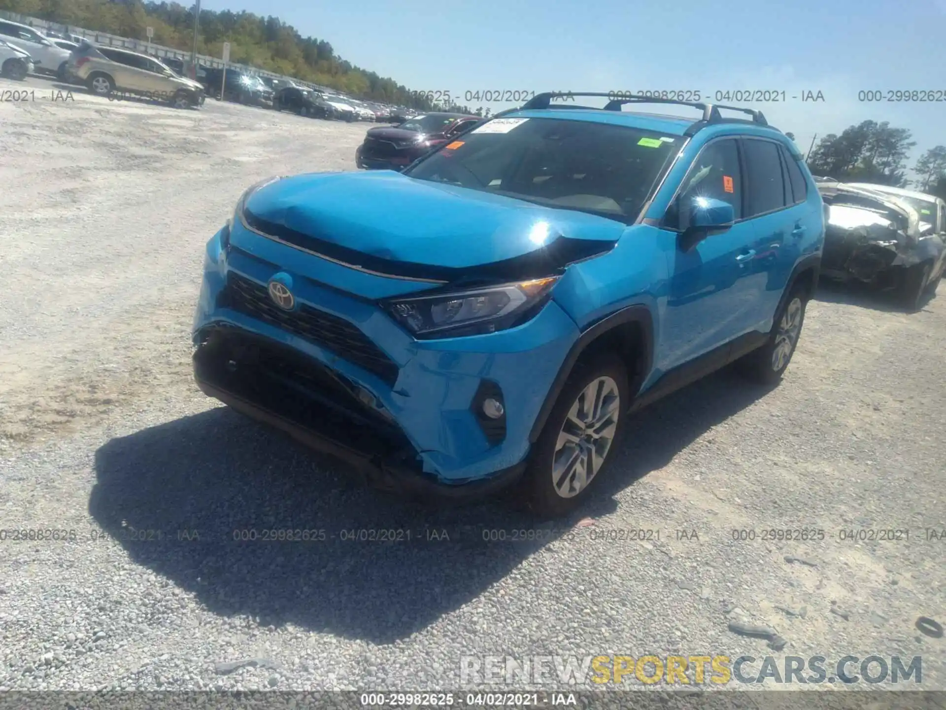 2 Photograph of a damaged car 2T3C1RFV7KW016955 TOYOTA RAV4 2019