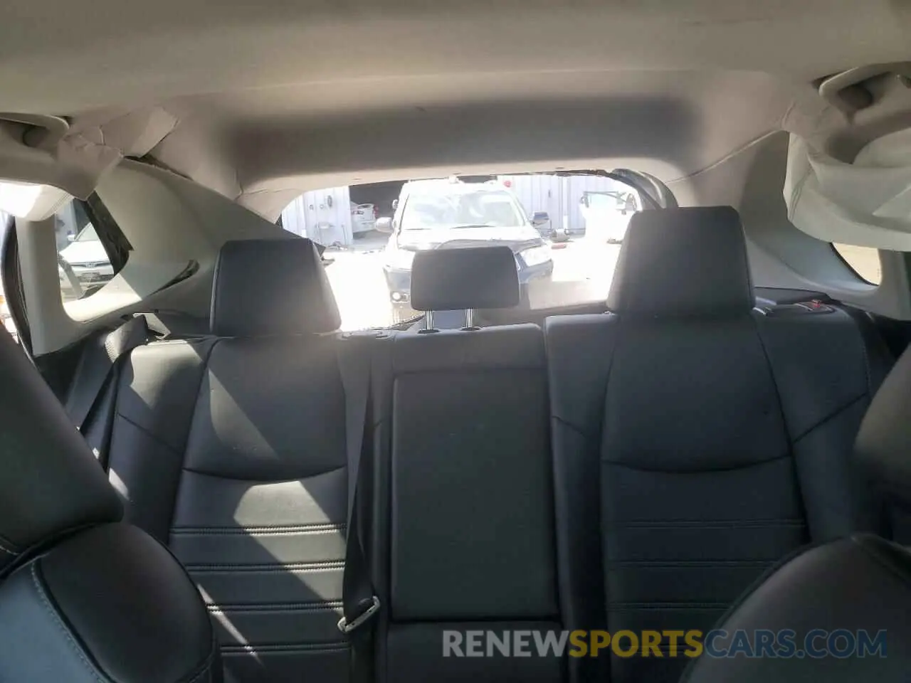 10 Photograph of a damaged car 2T3C1RFV7KW025588 TOYOTA RAV4 2019