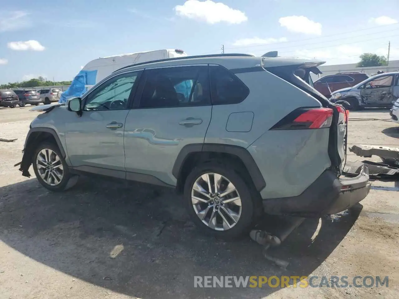 2 Photograph of a damaged car 2T3C1RFV7KW025588 TOYOTA RAV4 2019