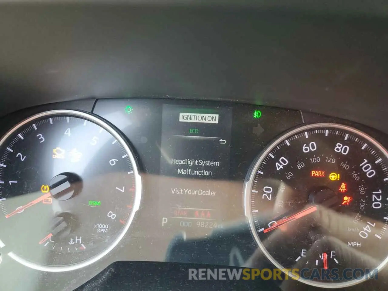 9 Photograph of a damaged car 2T3C1RFV7KW025588 TOYOTA RAV4 2019