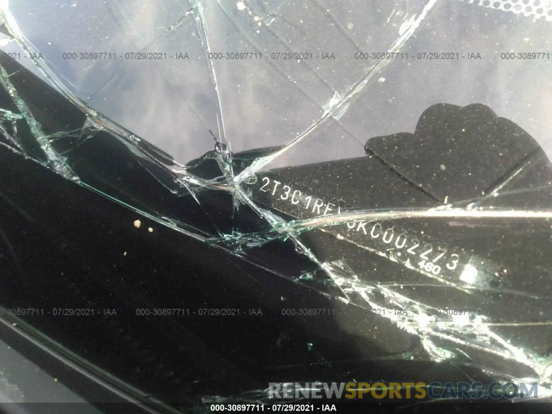 9 Photograph of a damaged car 2T3C1RFV8KC002273 TOYOTA RAV4 2019