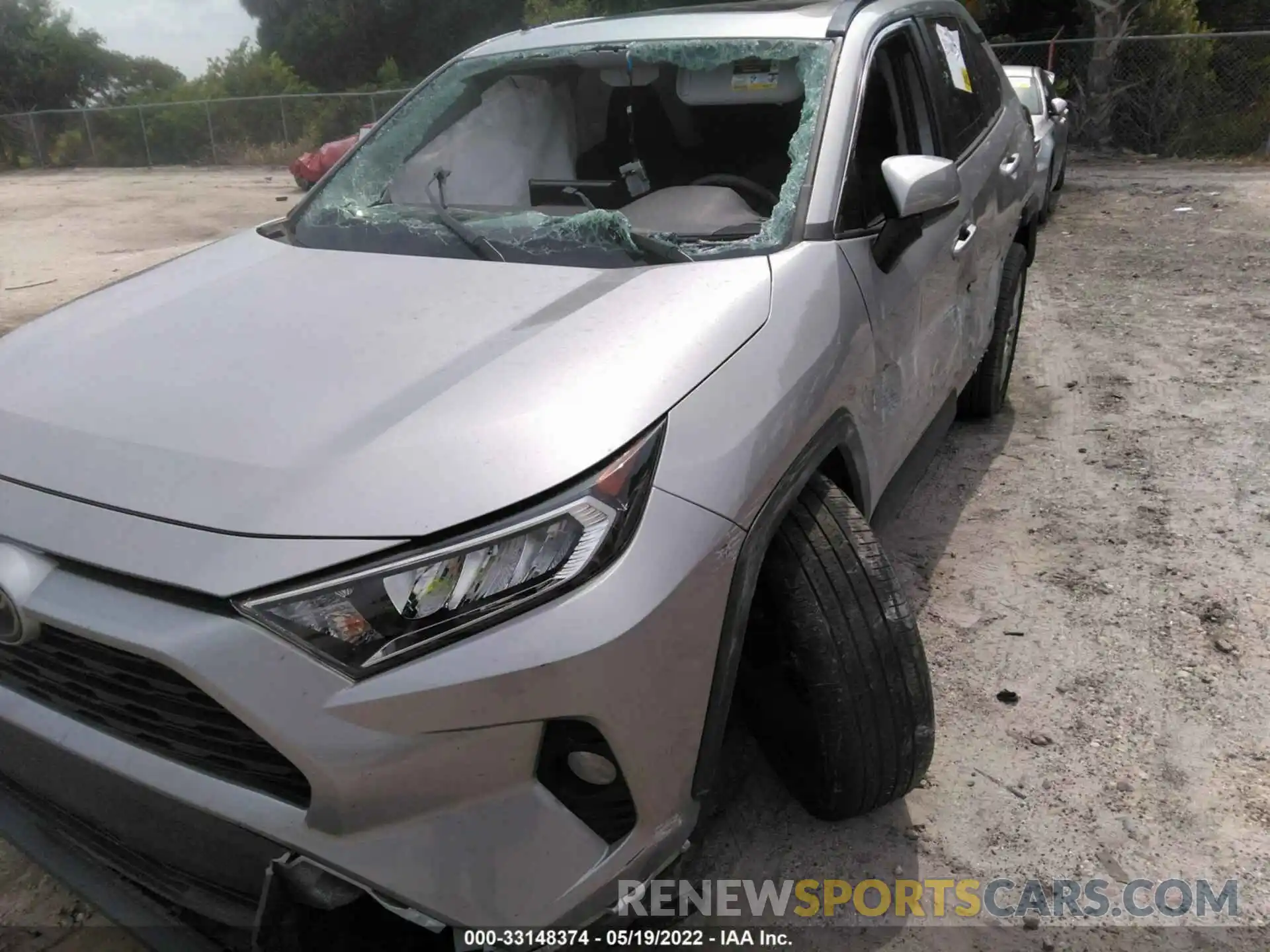 6 Photograph of a damaged car 2T3C1RFV8KC009627 TOYOTA RAV4 2019