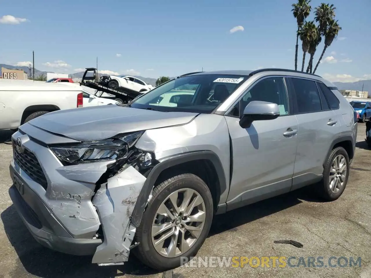1 Photograph of a damaged car 2T3C1RFV8KC024743 TOYOTA RAV4 2019