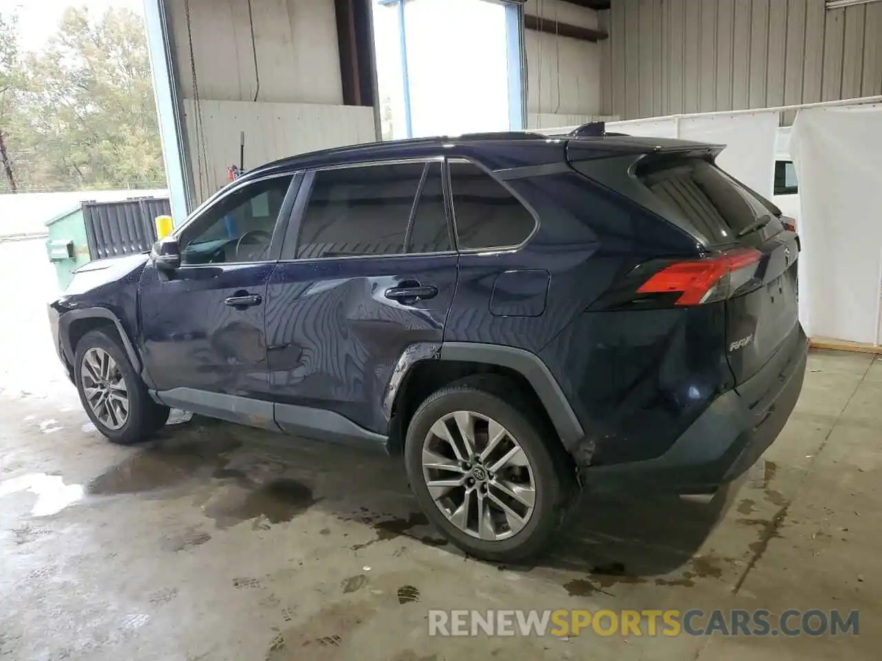 2 Photograph of a damaged car 2T3C1RFV8KC026315 TOYOTA RAV4 2019