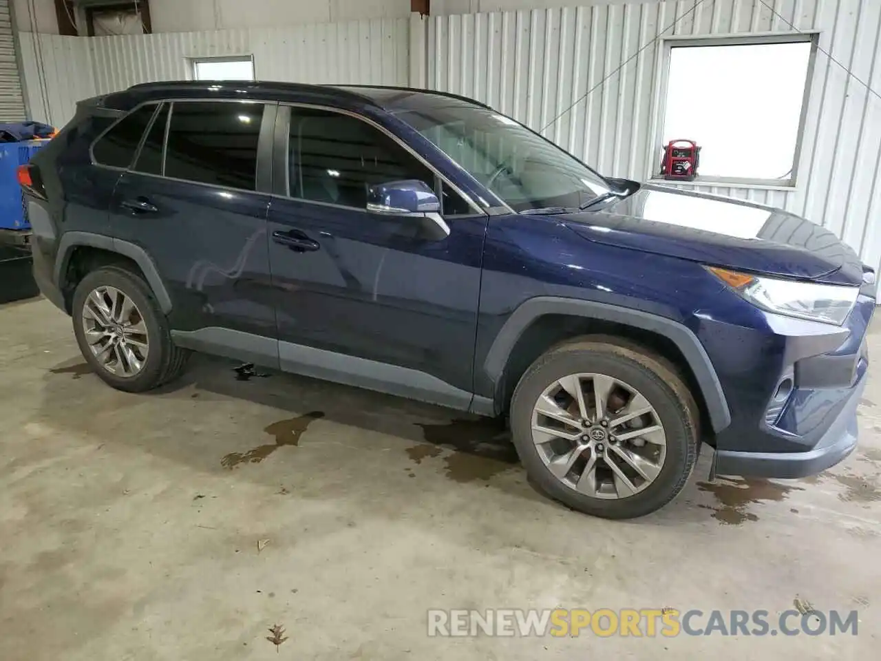 4 Photograph of a damaged car 2T3C1RFV8KC026315 TOYOTA RAV4 2019