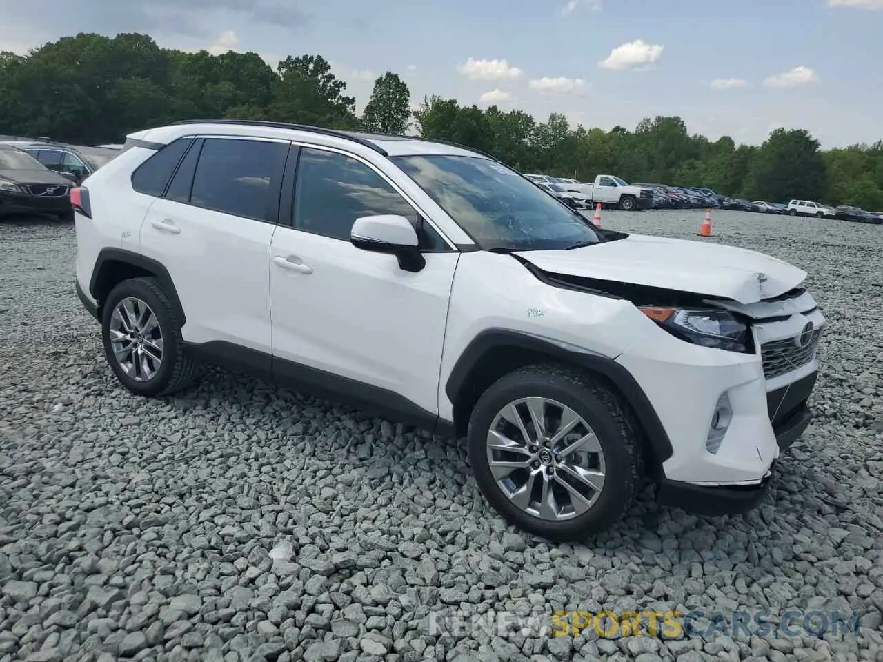 4 Photograph of a damaged car 2T3C1RFV8KW004328 TOYOTA RAV4 2019