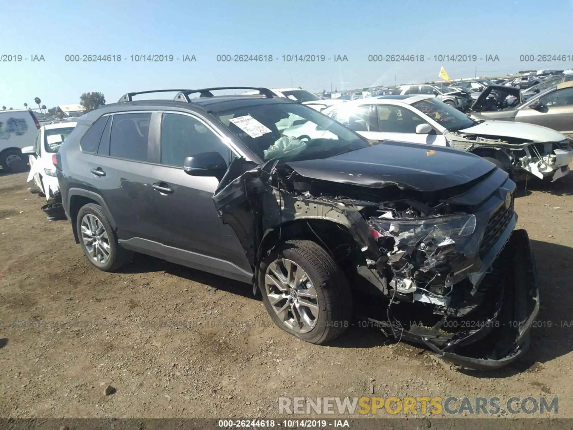 1 Photograph of a damaged car 2T3C1RFV8KW022134 TOYOTA RAV4 2019