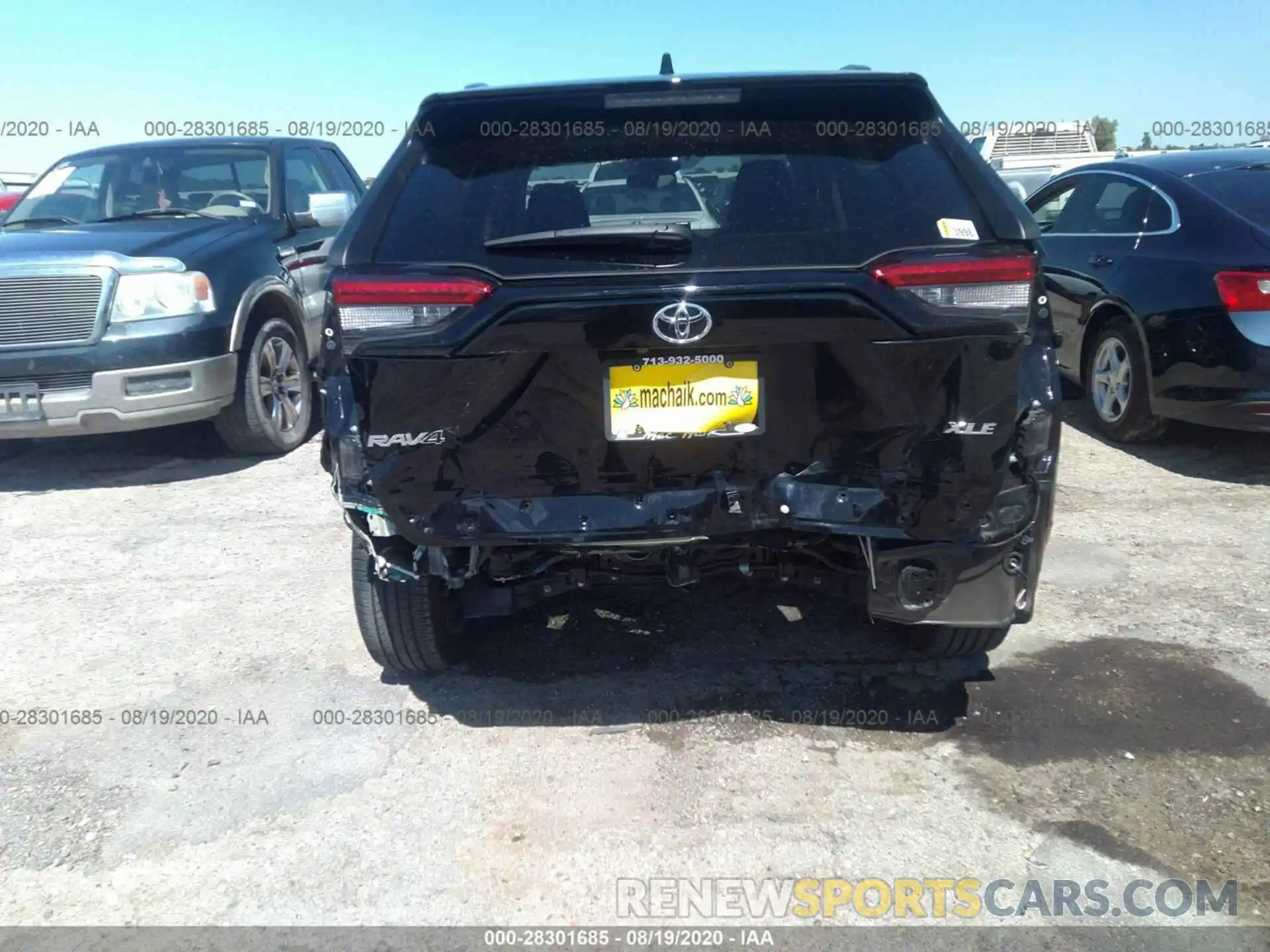 6 Photograph of a damaged car 2T3C1RFV8KW028418 TOYOTA RAV4 2019