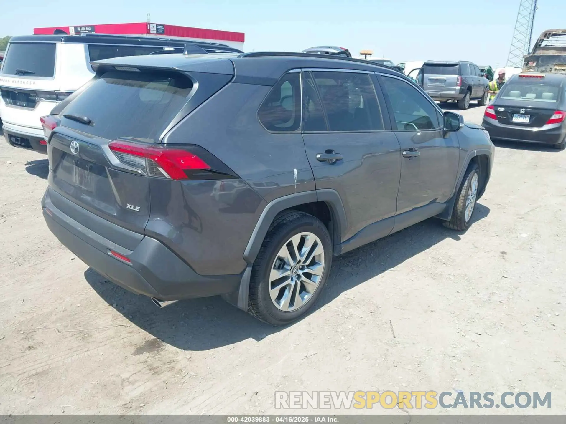 4 Photograph of a damaged car 2T3C1RFV8KW034994 TOYOTA RAV4 2019