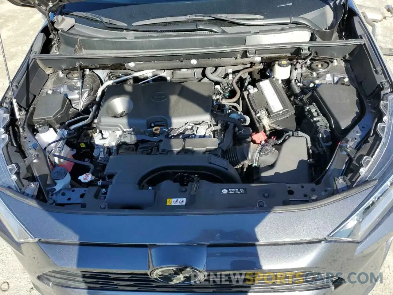 12 Photograph of a damaged car 2T3C1RFV9KC018398 TOYOTA RAV4 2019