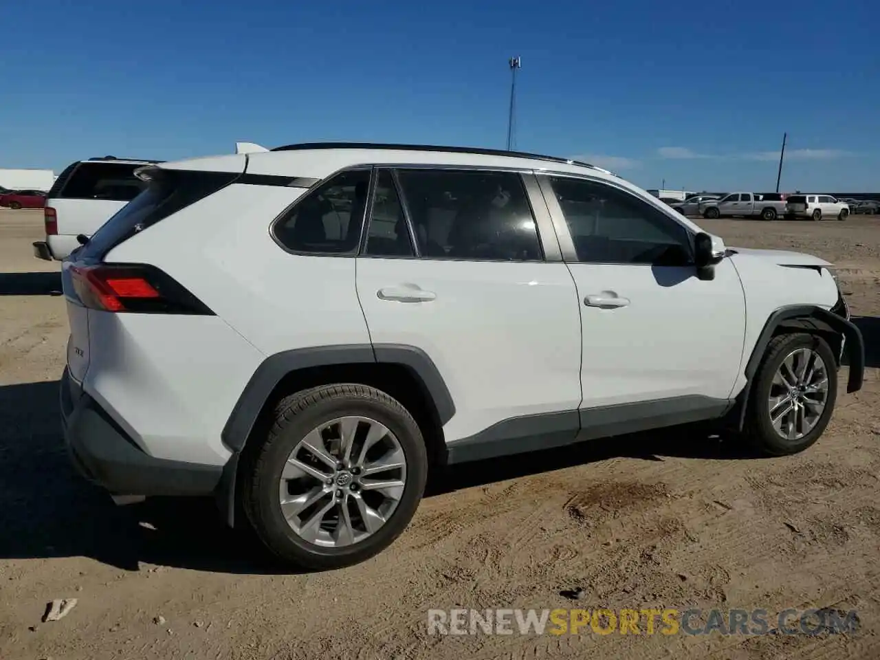 3 Photograph of a damaged car 2T3C1RFV9KC028025 TOYOTA RAV4 2019