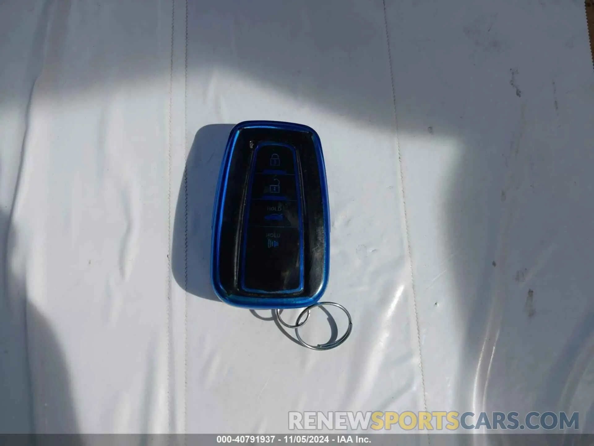 11 Photograph of a damaged car 2T3C1RFV9KW007173 TOYOTA RAV4 2019