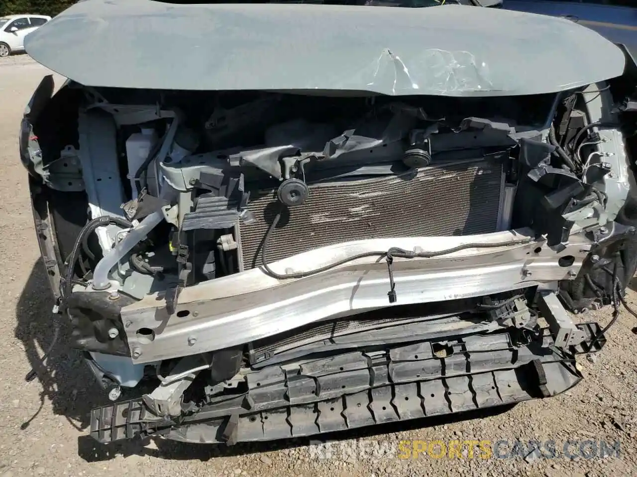 9 Photograph of a damaged car 2T3C1RFV9KW045194 TOYOTA RAV4 2019