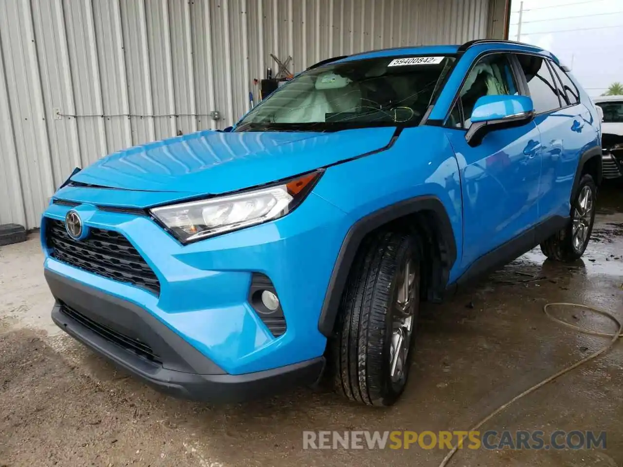 2 Photograph of a damaged car 2T3C1RFV9KW048905 TOYOTA RAV4 2019