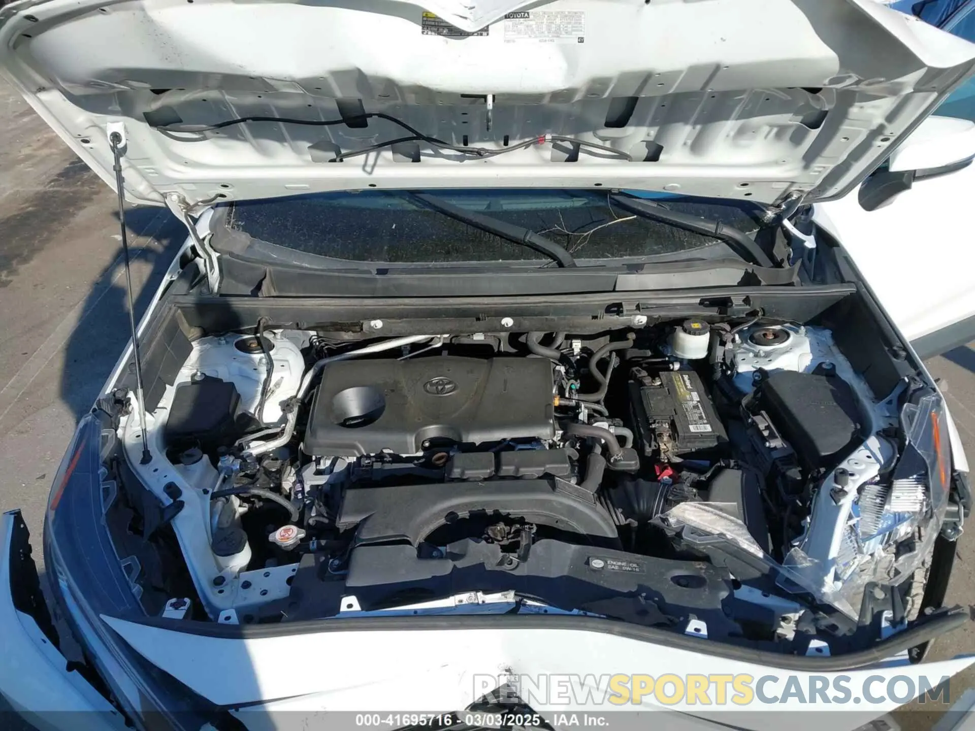 10 Photograph of a damaged car 2T3C1RFV9KW056468 TOYOTA RAV4 2019