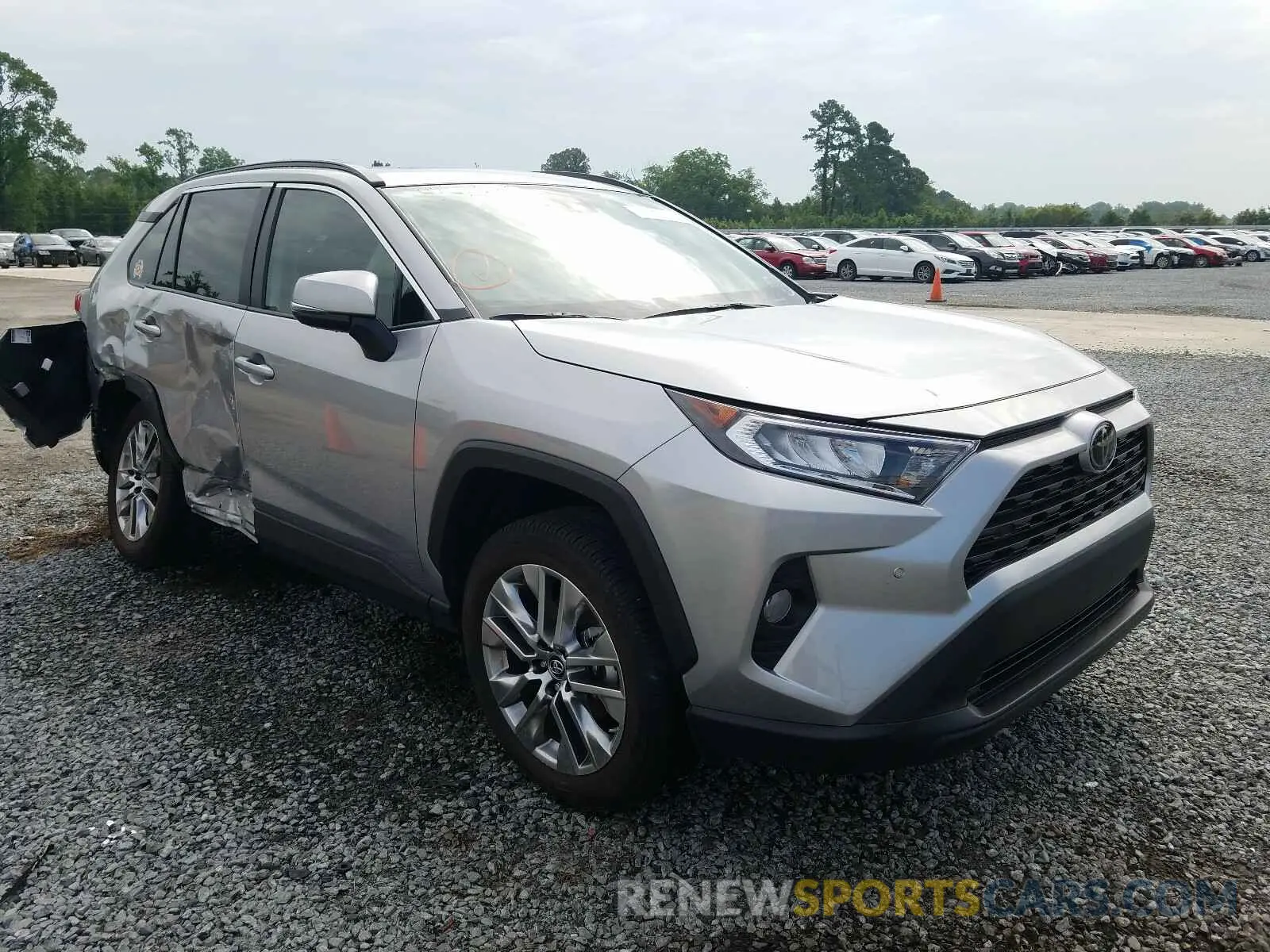 1 Photograph of a damaged car 2T3C1RFVXKC016210 TOYOTA RAV4 2019