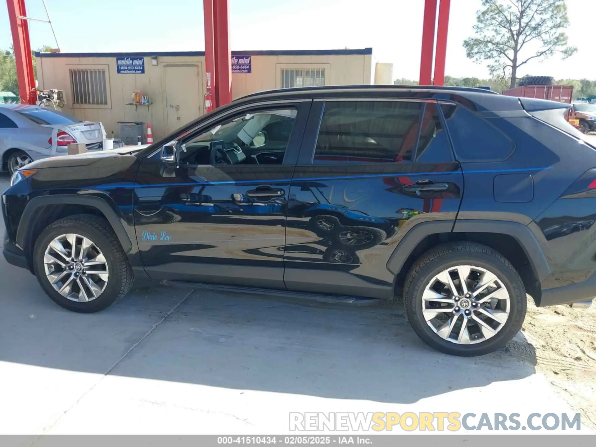 14 Photograph of a damaged car 2T3C1RFVXKW023284 TOYOTA RAV4 2019