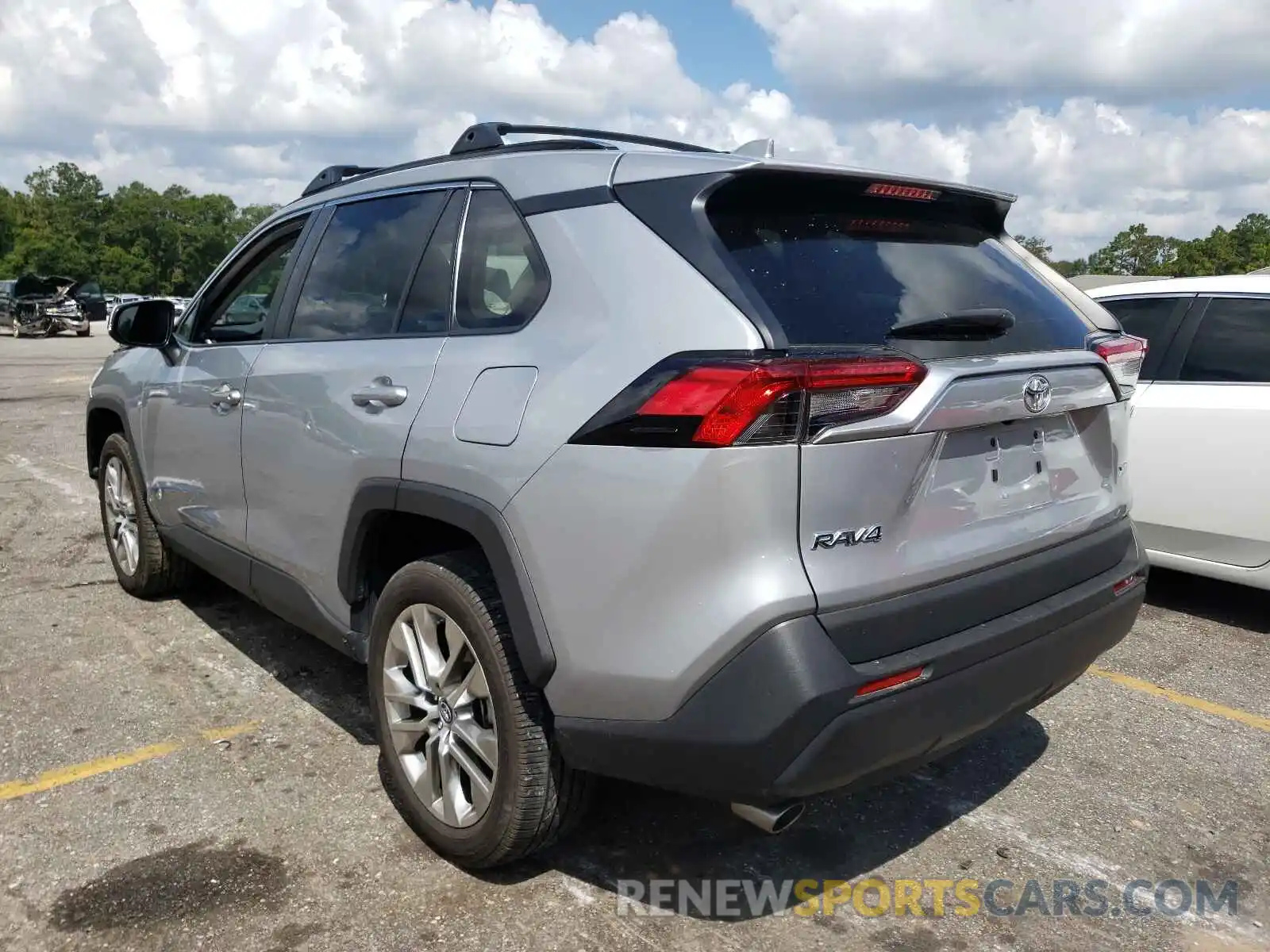 3 Photograph of a damaged car 2T3C1RFVXKW026914 TOYOTA RAV4 2019