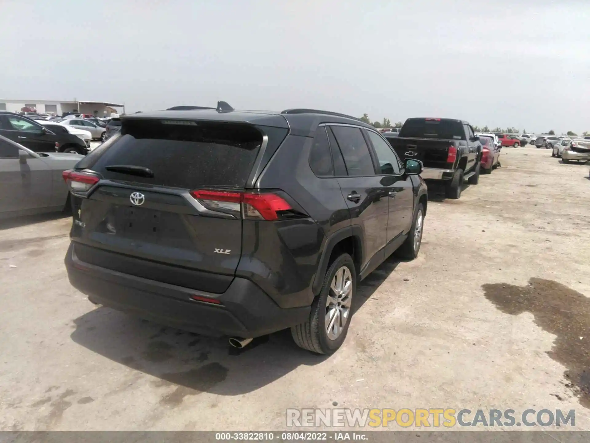 4 Photograph of a damaged car 2T3C1RFVXKW026928 TOYOTA RAV4 2019