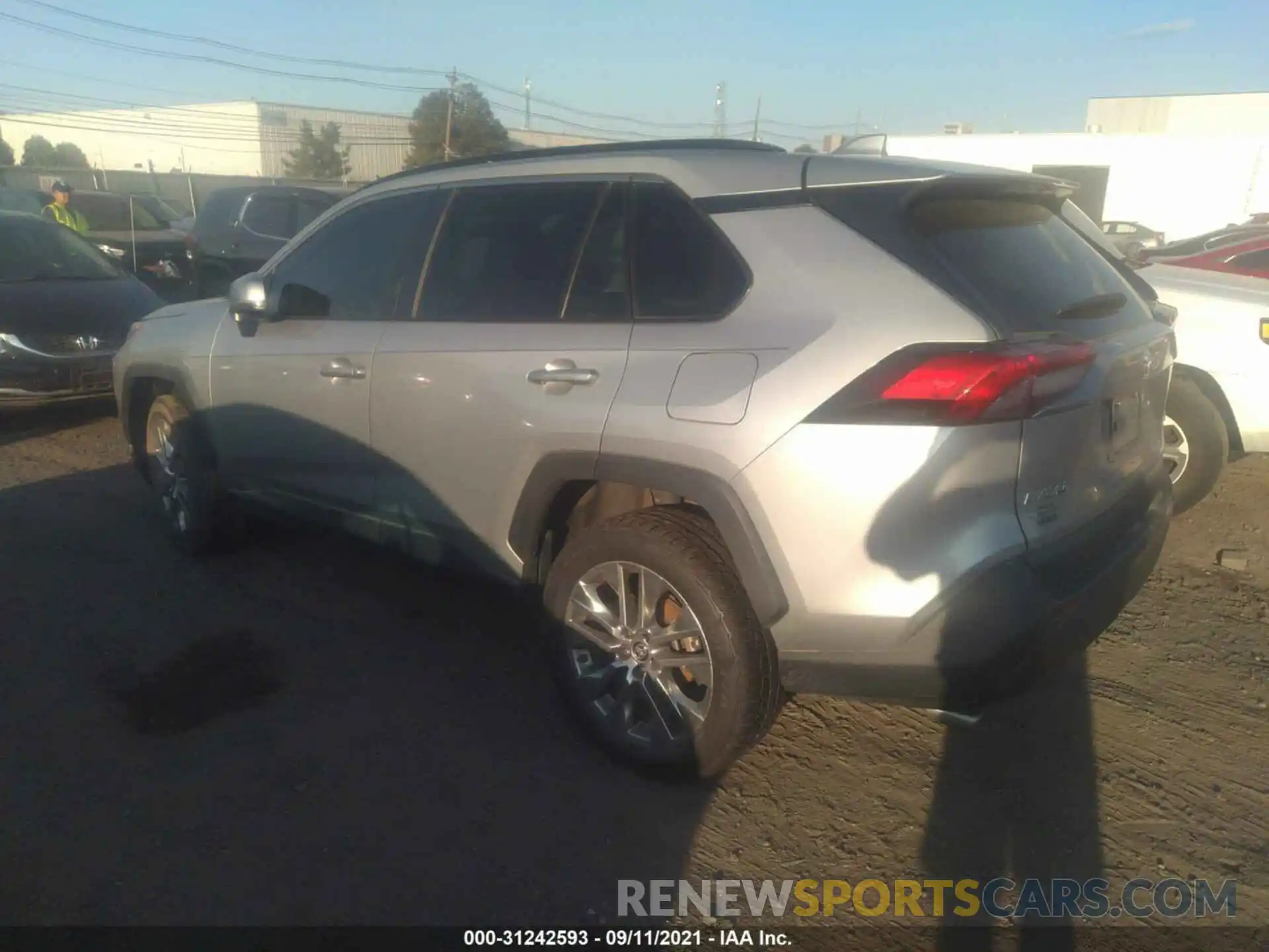 3 Photograph of a damaged car 2T3C1RFVXKW027688 TOYOTA RAV4 2019