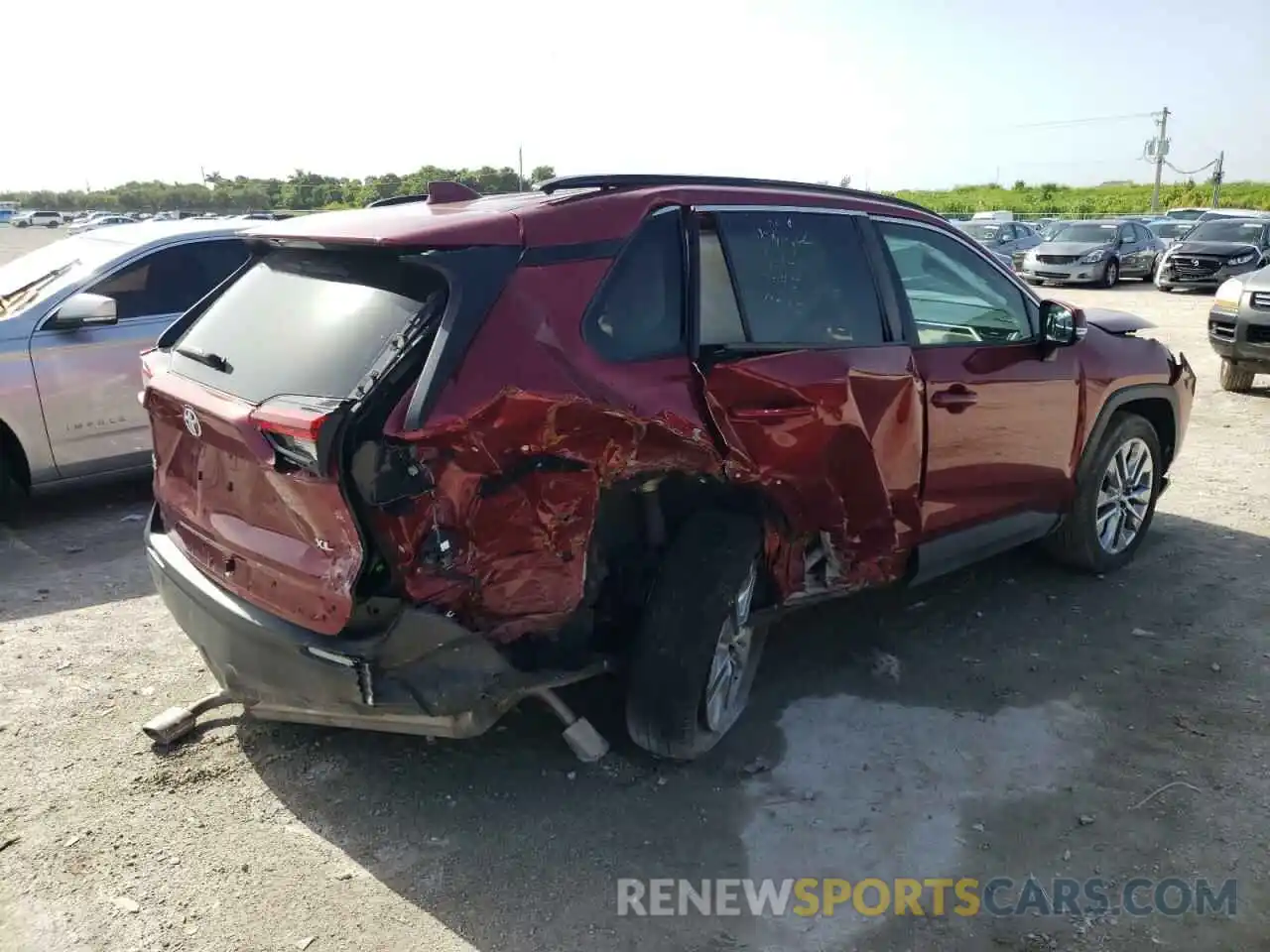 9 Photograph of a damaged car 2T3C1RFVXKW040411 TOYOTA RAV4 2019