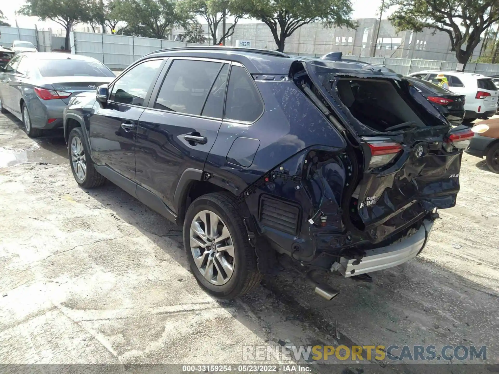 3 Photograph of a damaged car 2T3C1RFVXKW052008 TOYOTA RAV4 2019