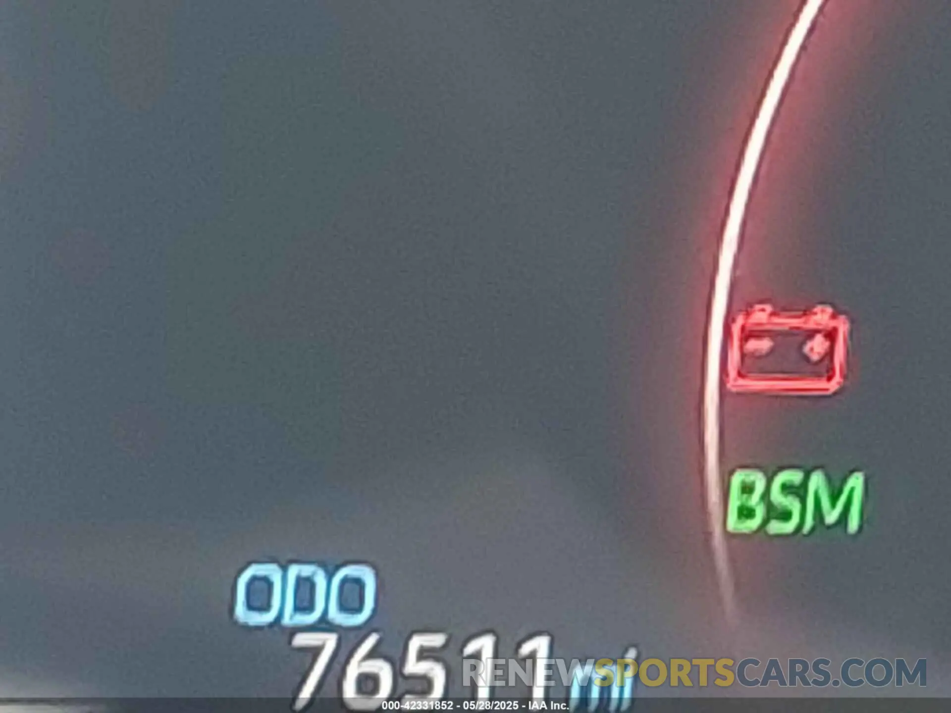 15 Photograph of a damaged car 2T3D1RFV3KC009815 TOYOTA RAV4 2019