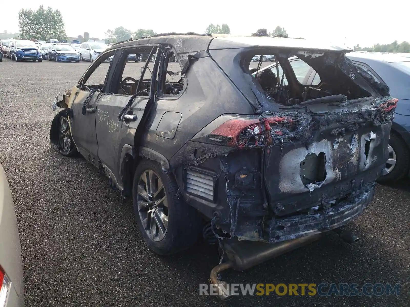 3 Photograph of a damaged car 2T3D1RFV9KW027590 TOYOTA RAV4 2019