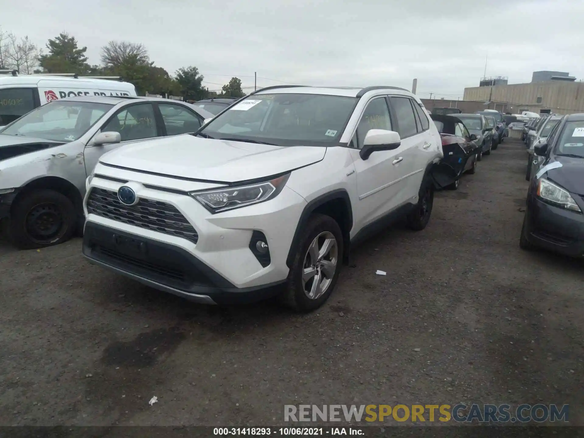 2 Photograph of a damaged car 2T3DWRFV1KW013524 TOYOTA RAV4 2019