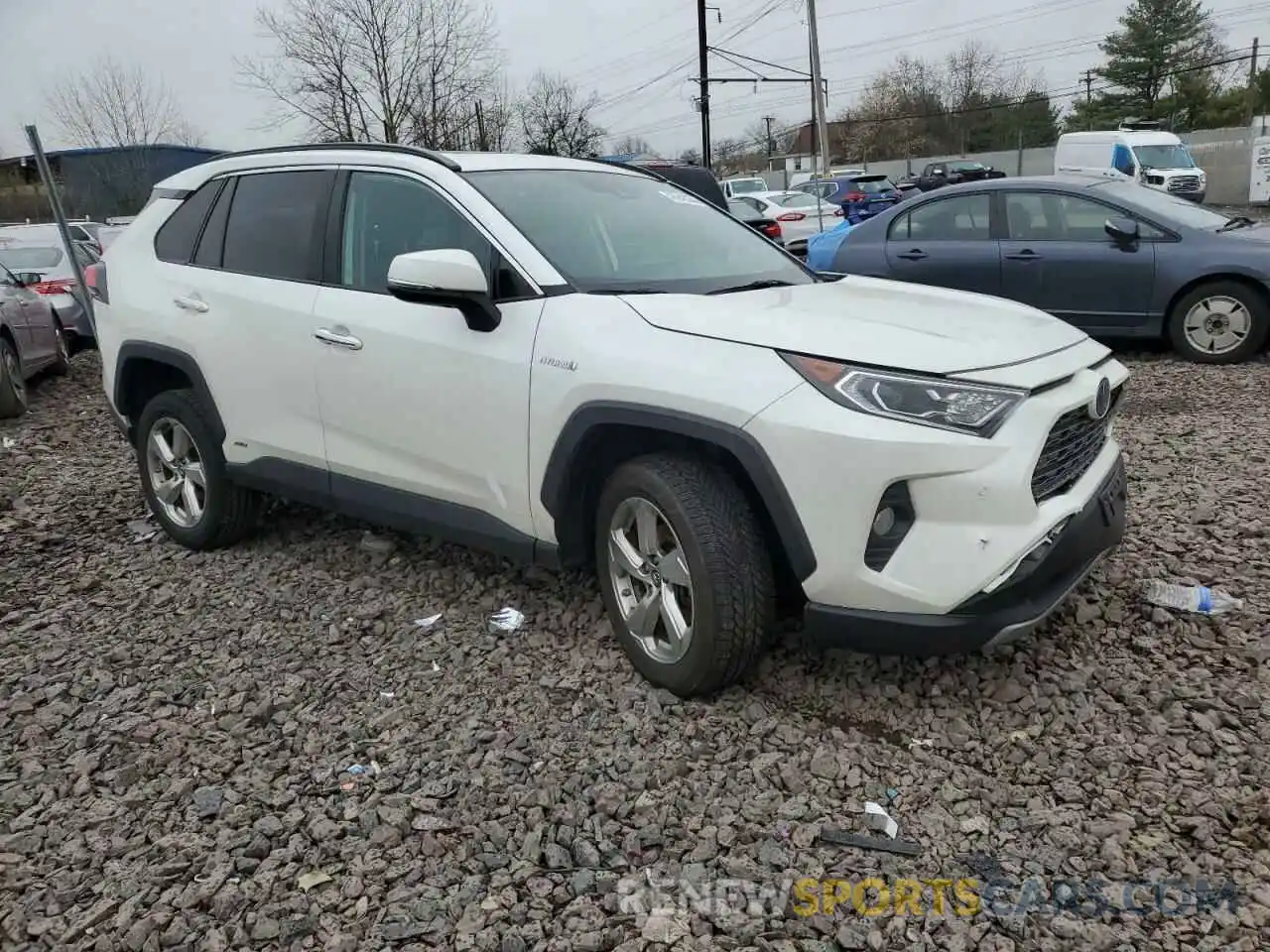 4 Photograph of a damaged car 2T3DWRFV1KW015161 TOYOTA RAV4 2019