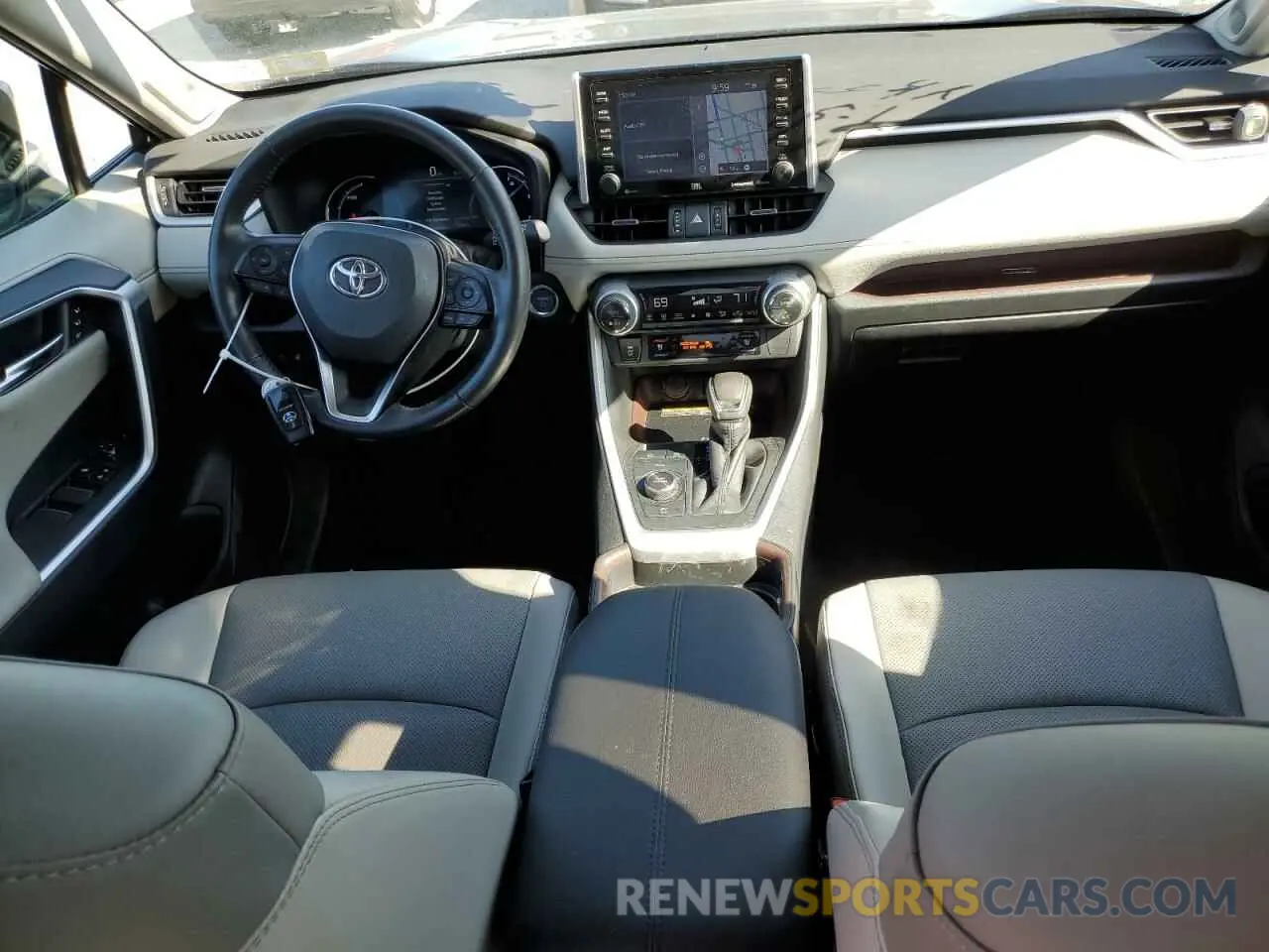 8 Photograph of a damaged car 2T3DWRFV1KW034888 TOYOTA RAV4 2019