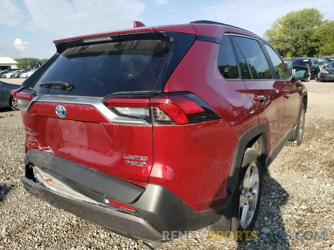 4 Photograph of a damaged car 2T3DWRFV3KW020264 TOYOTA RAV4 2019