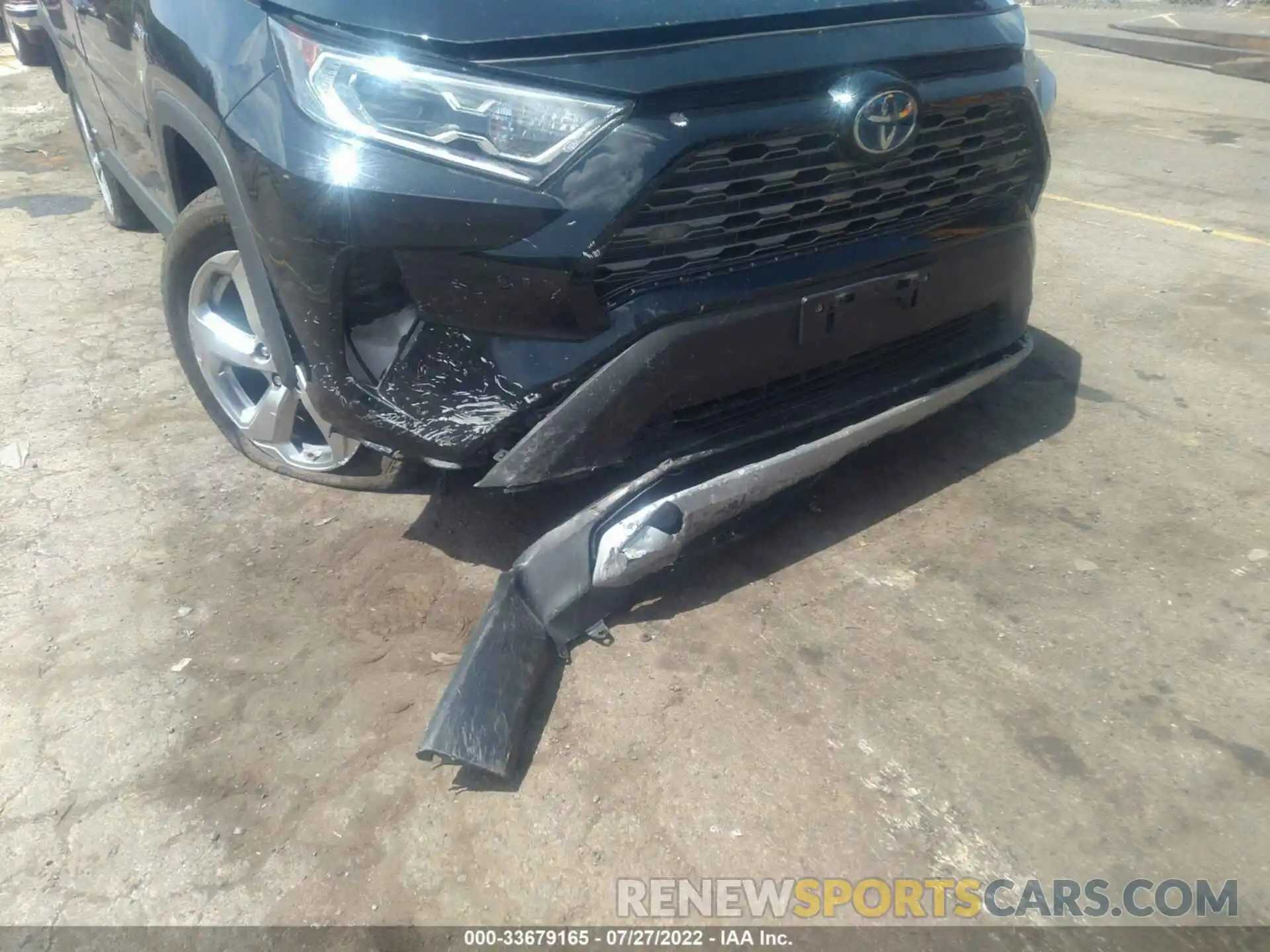 6 Photograph of a damaged car 2T3DWRFV4KW037428 TOYOTA RAV4 2019