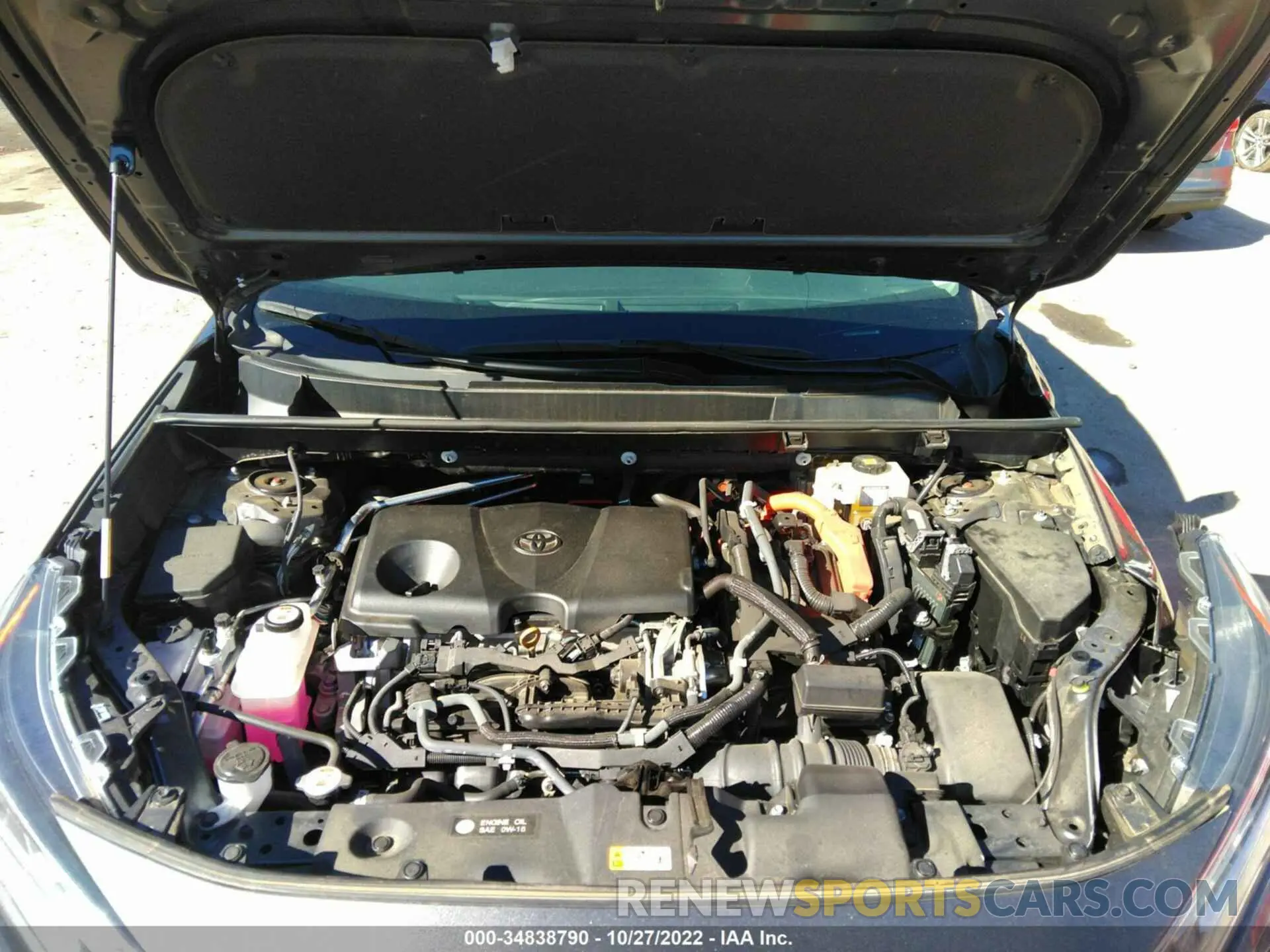 10 Photograph of a damaged car 2T3DWRFV6KW009968 TOYOTA RAV4 2019