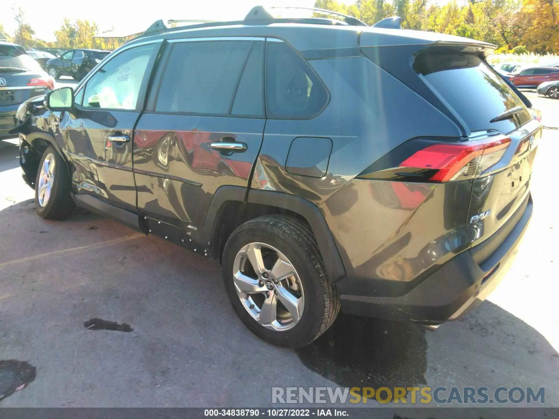 3 Photograph of a damaged car 2T3DWRFV6KW009968 TOYOTA RAV4 2019